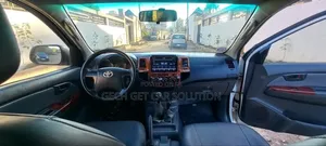 Toyota Hilux 2015 White