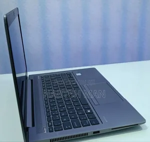 New Laptop HP ZBook Studio 8GB Intel Core I5 SSD 256GB