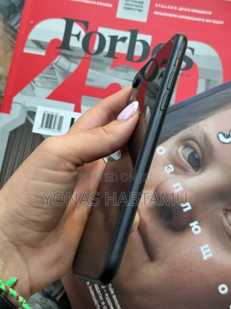 New Apple iPhone XR 128 GB Black