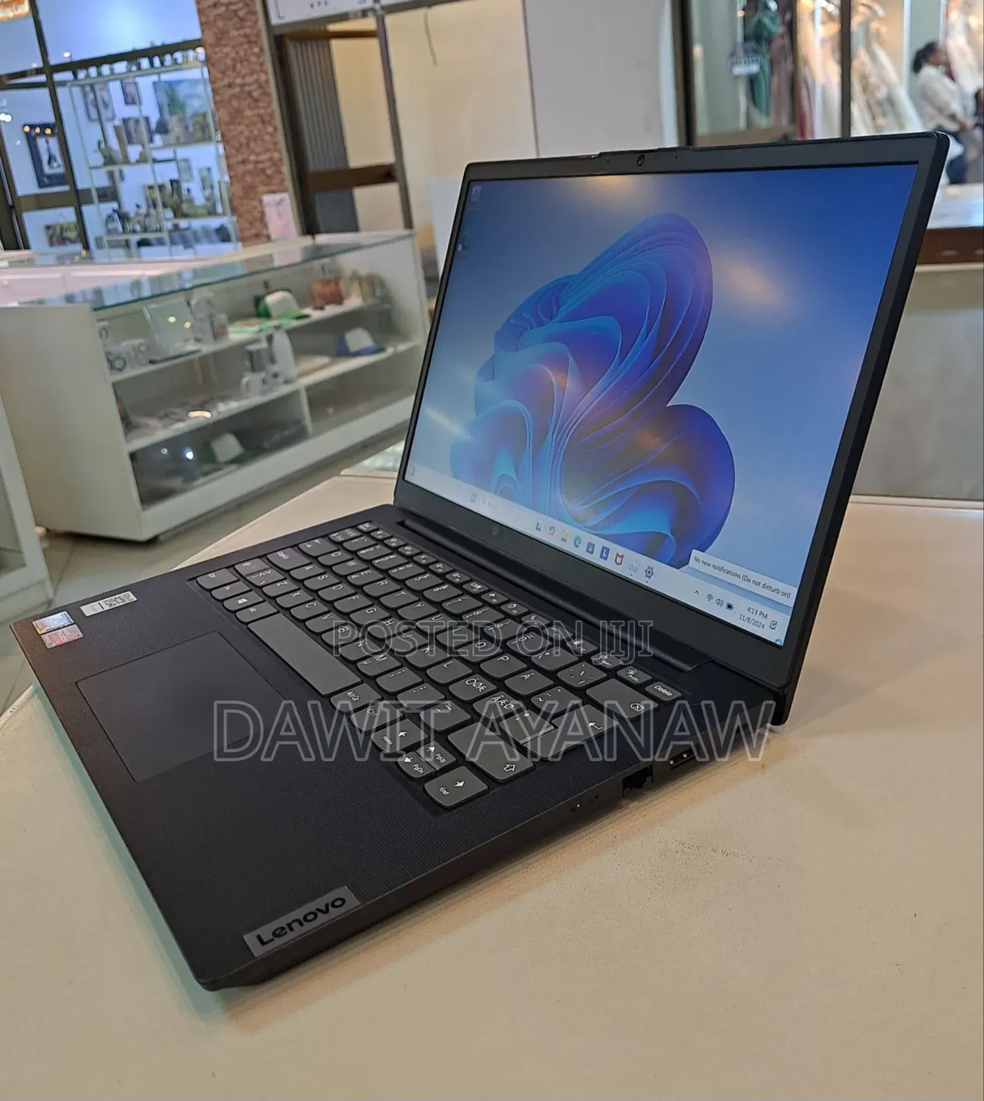 New Laptop Lenovo 8GB AMD Ryzen 3 SSD 256GB