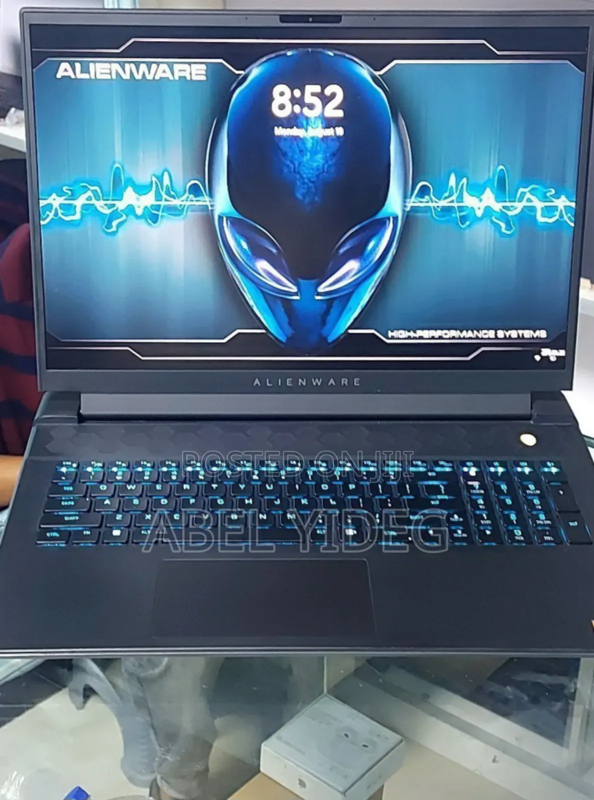 New Laptop Alienware M17x R2 24GB AMD Ryzen 9 SSD 1T