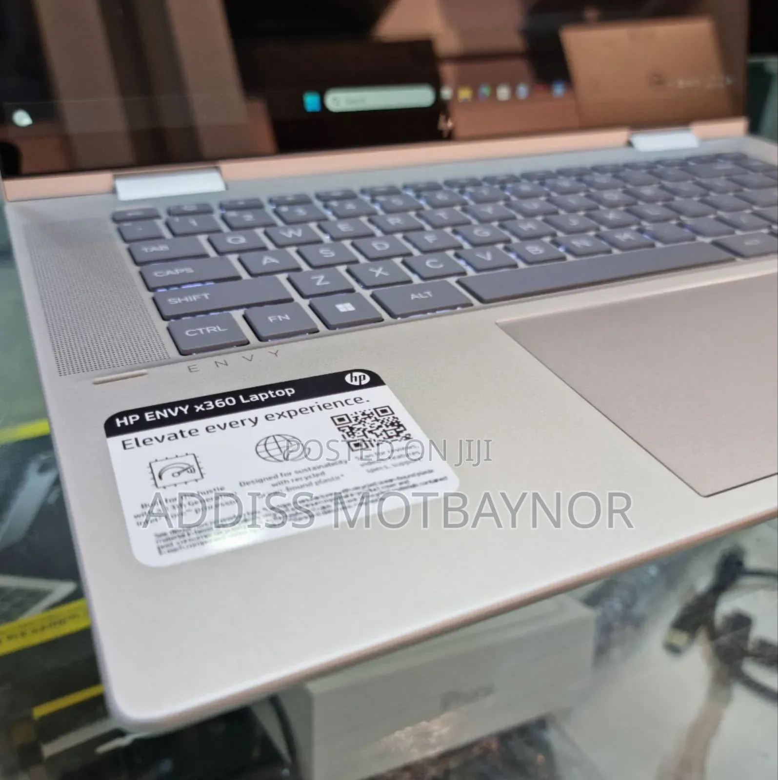 New Laptop HP 14-Dq1088wm 16GB Intel Core I7 SSD 1T