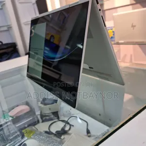 New Laptop HP 14-Dq1088wm 16GB Intel Core I7 SSD 1T