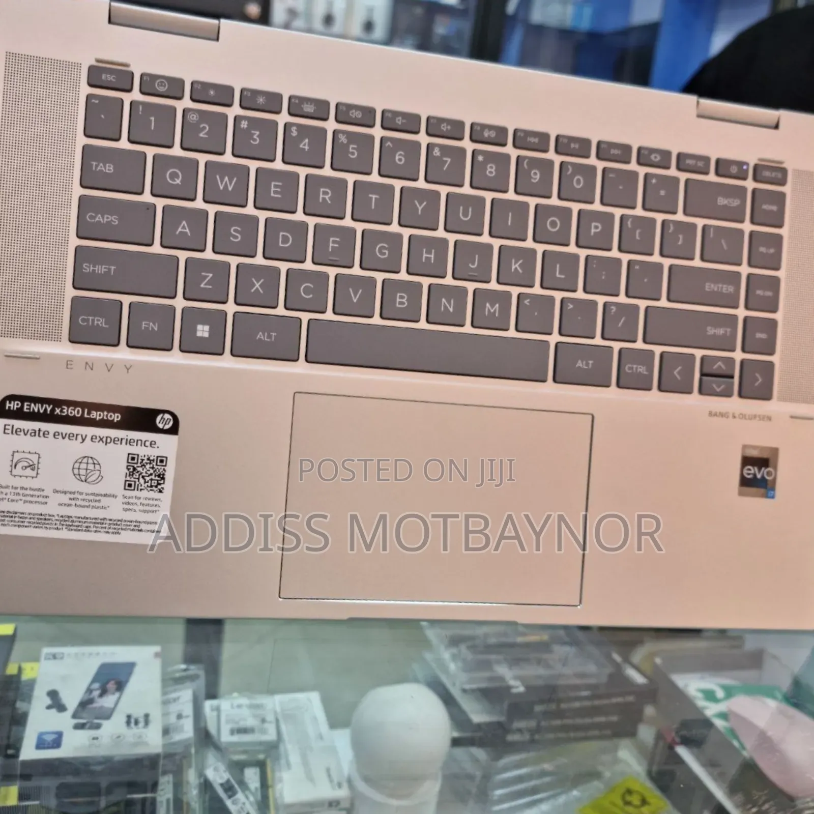 New Laptop HP 14-Dq1088wm 16GB Intel Core I7 SSD 1T