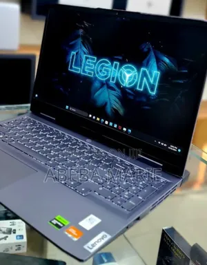 New Laptop Lenovo LOQ 15IRH8 16GB AMD Ryzen 7 SSD 512GB