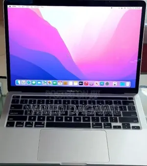 New Laptop Apple MacBook Pro 2022 M2 8GB Apple M2 SSD 512GB