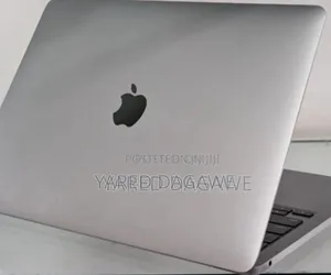 New Laptop Apple MacBook Pro M1 8GB Apple M1 Pro SSD 512GB