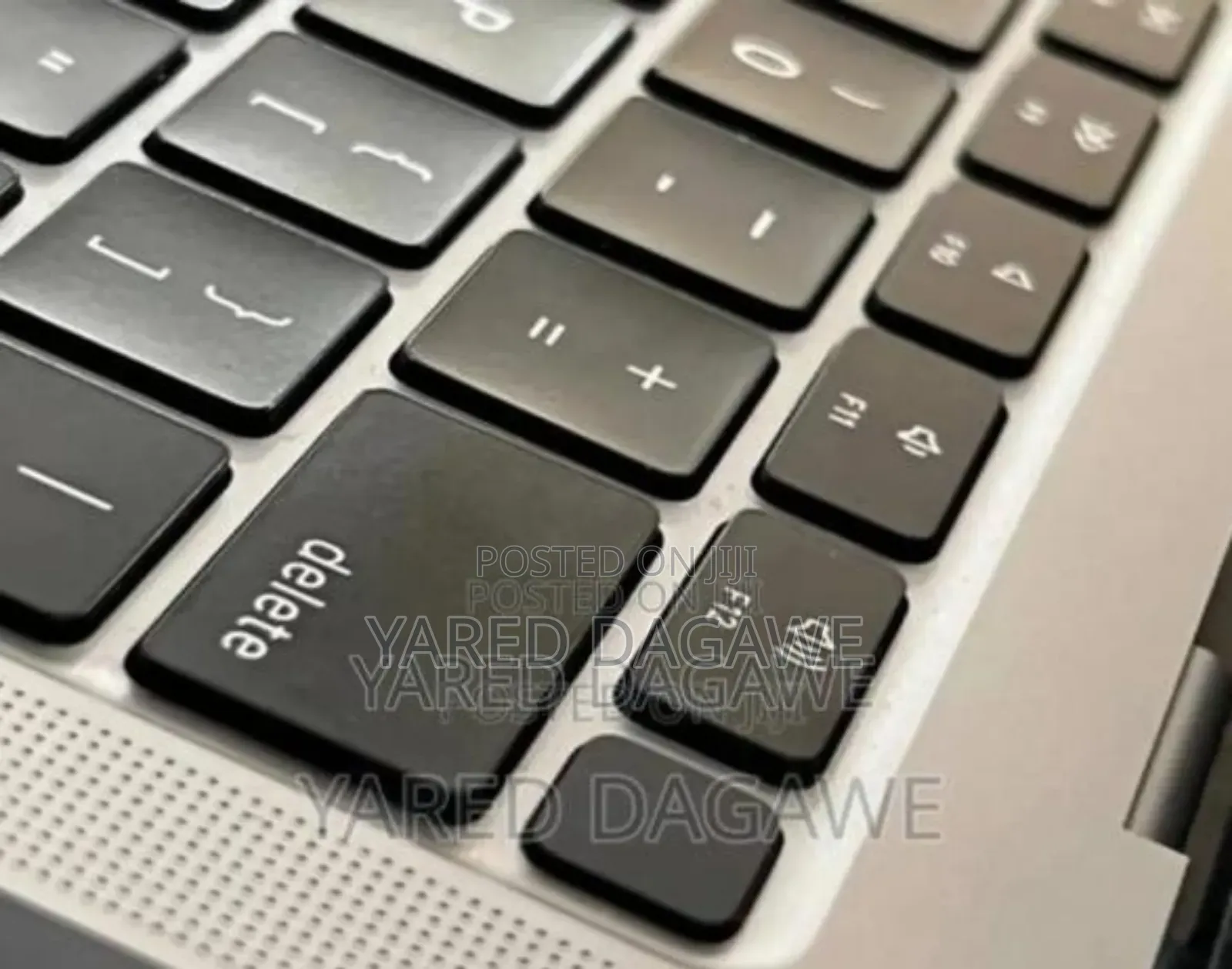 New Laptop Apple MacBook Air 2020 8GB Intel Core i5 SSD 256GB