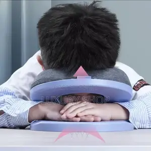 Photo - ዘመናዊ መተኛ Sleeping Nap Pillow