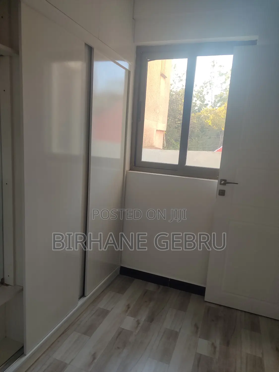 Luxury Apartment Rent for Office