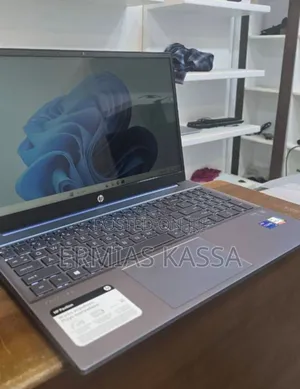 New Laptop HP Pavilion 15 8GB Intel Core I7 SSD 512GB