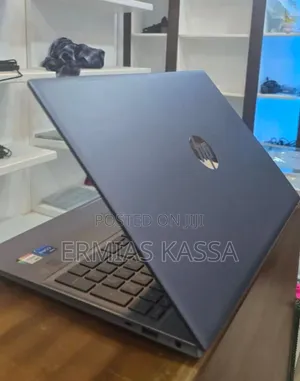 New Laptop HP Pavilion 15 8GB Intel Core I7 SSD 512GB