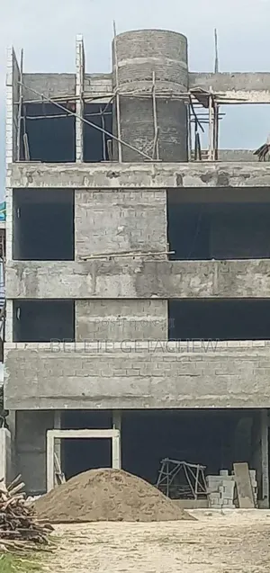 7bdrm House in Cmc, Unfinished, Bole for sale
