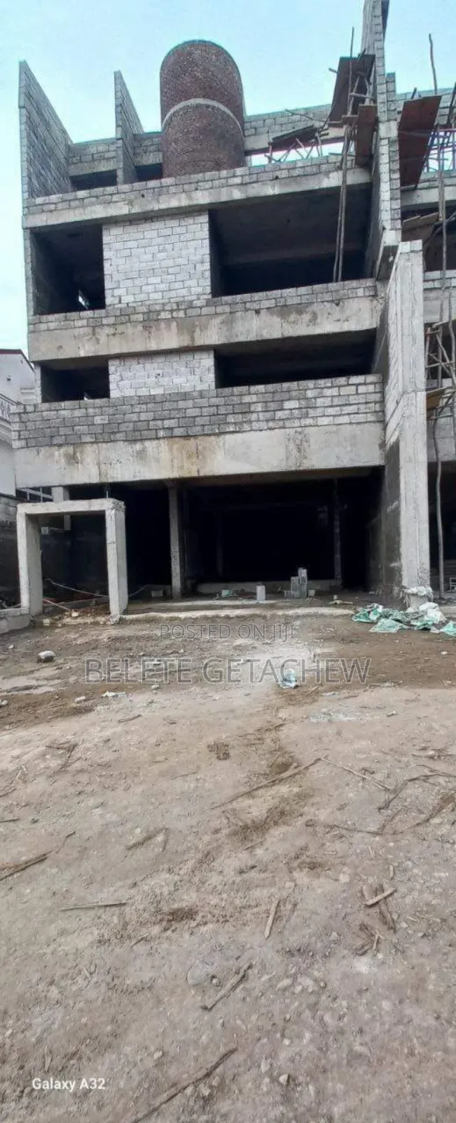 7bdrm House in Cmc, Unfinished, Bole for sale