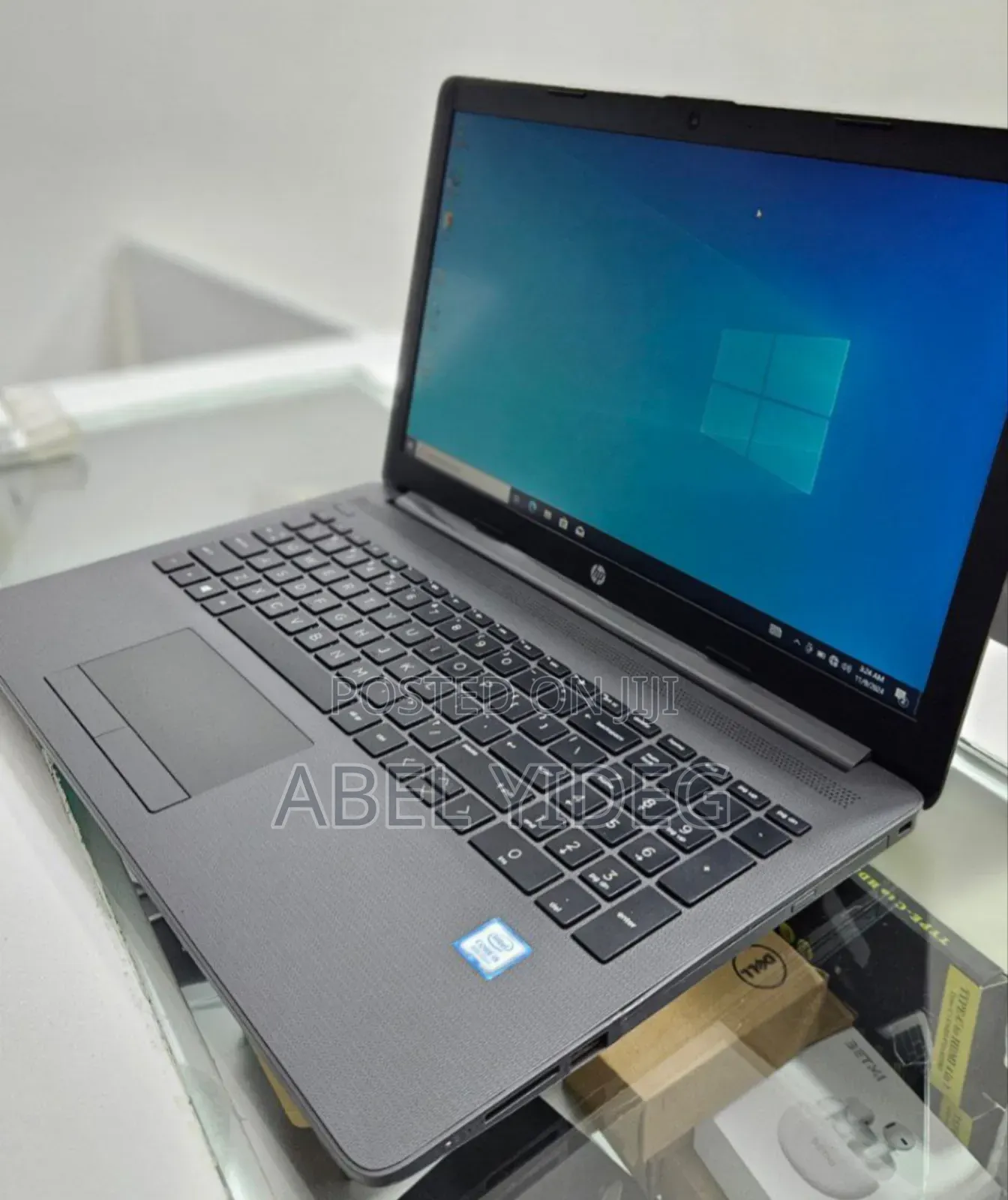 New Laptop HP Stream Notebook 8GB Intel Core I5 HDD 1T