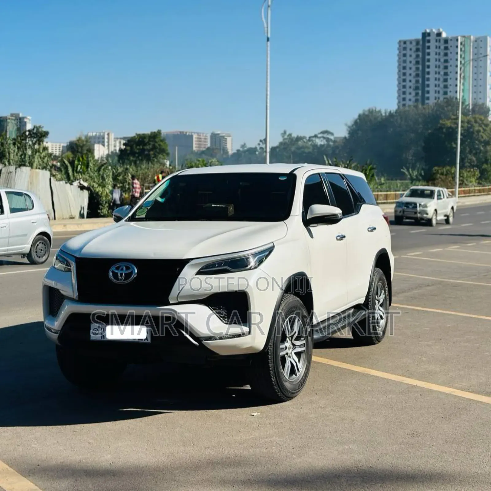 Toyota Fortuner 2022 White
