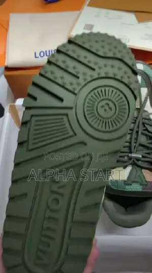 Louis Vuitton Master Quality Shoes Made in Vietnam