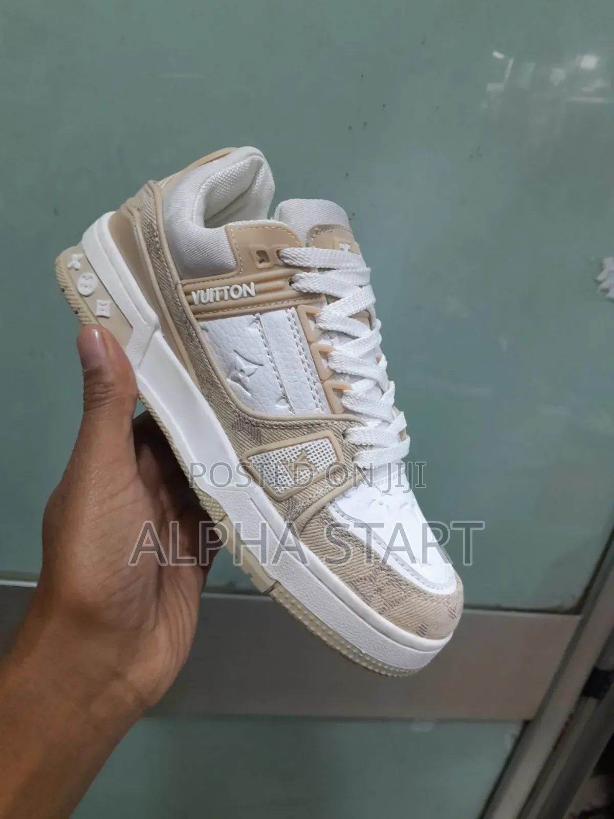 Lv Vuitton
Master Quality Shoes Made in Vietnam