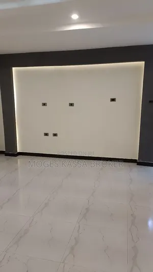 Furnished 2bdrm Condo in 40/60 የሚሸጥ ኮንዶምኒየም, Yeka for sale