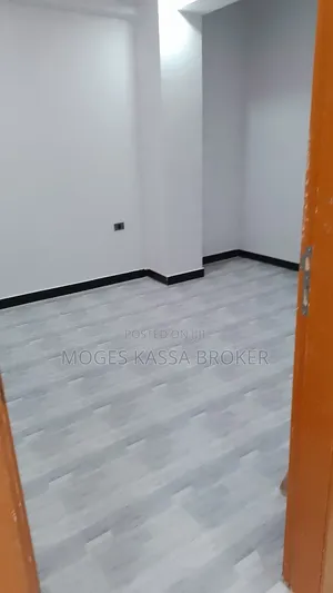 Furnished 2bdrm Condo in 40/60 የሚሸጥ ኮንዶምኒየም, Yeka for sale