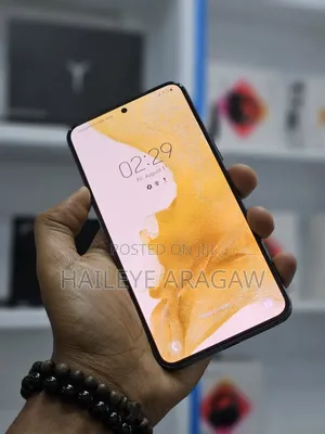 New Samsung Galaxy S22 5G 256 GB Black