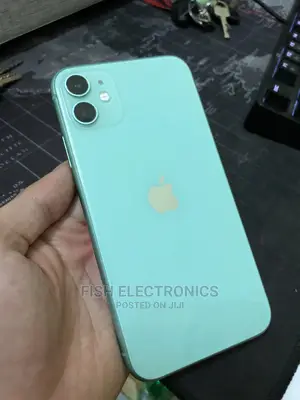 Photo - Apple iPhone 11 64 GB Green