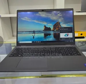 New Laptop Dell Latitude 3350 16GB Intel Core I7 SSD 512GB