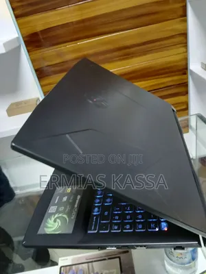 New Laptop MSI Creator 17 B11ue-412 16GB AMD Ryzen 5 SSD 1T