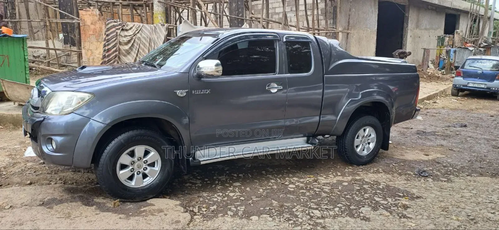 Toyota Hilux 2012 Gray