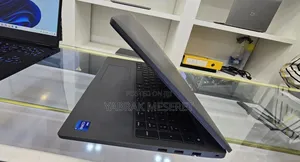 New Laptop Dell Latitude 3540 16GB Intel Core I7 SSD 512GB