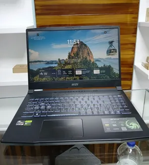 New Laptop MSI 16GB AMD Ryzen 5 SSD 1T