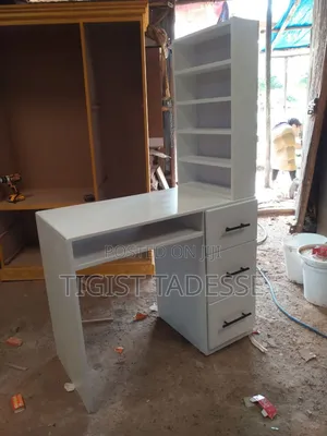 Photo - Stylish Nail Table for Professional Manicures in Beauty Salon