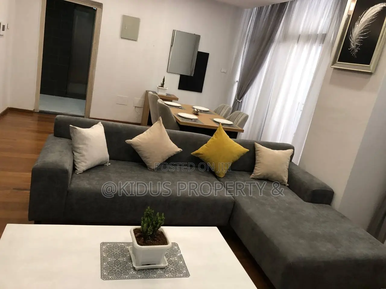 Furnished 1bdrm Apartment in Carl Square, Nifas Silk-Lafto for rent