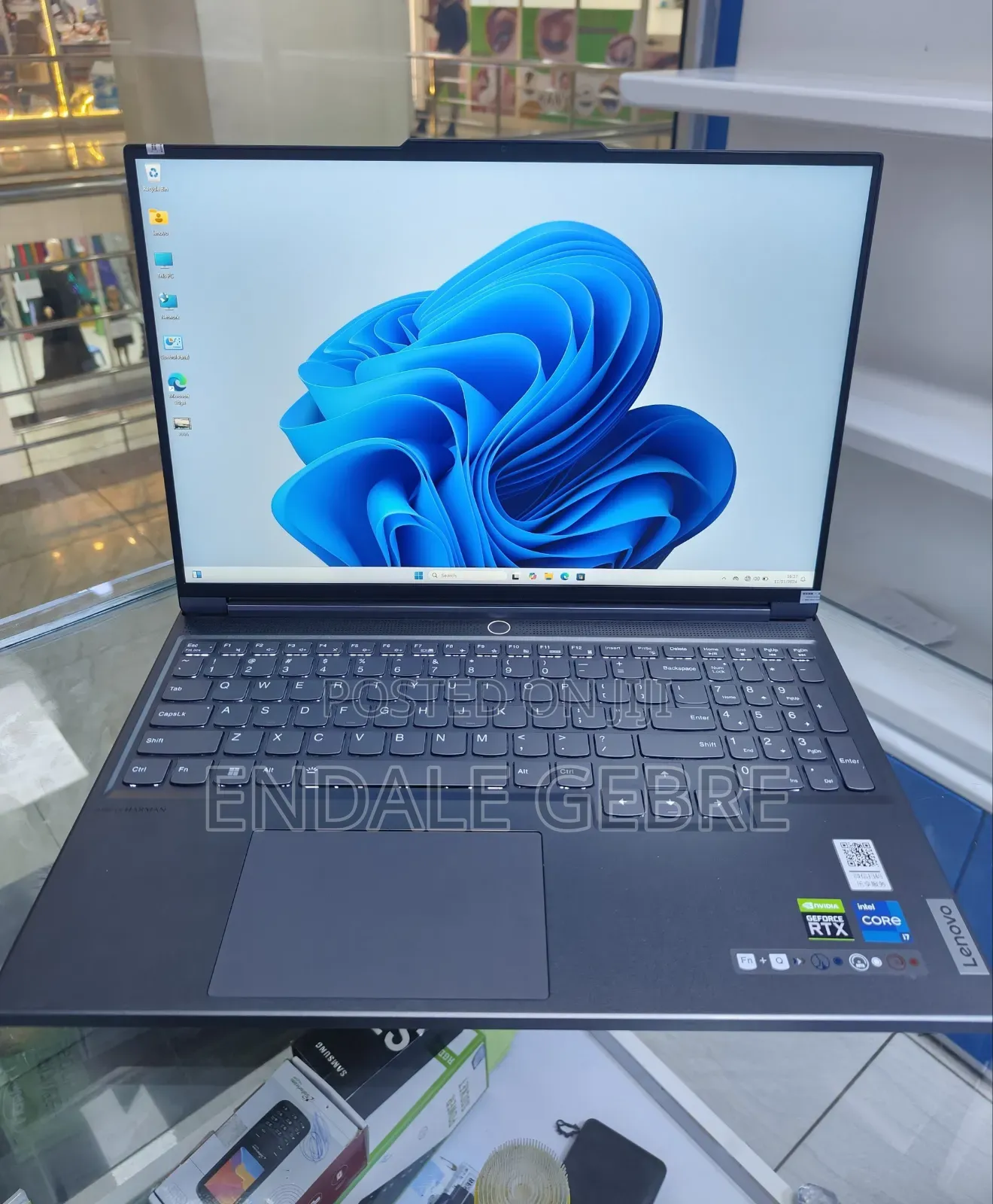 New Laptop Lenovo Legion 7 16GB Intel Core I7 SSD 512GB