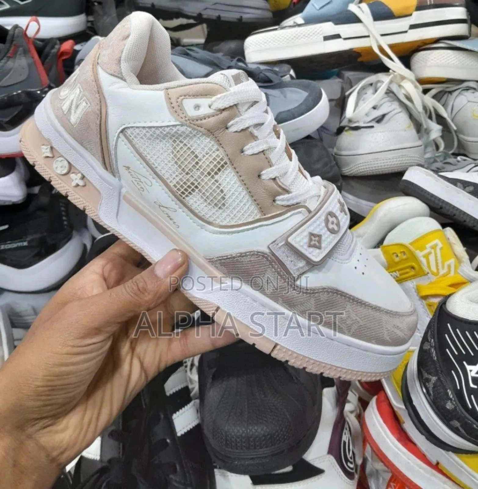 Louis Vuitton Master Quality Shoes
Made Im Italy