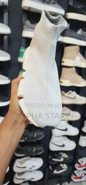 Balenciaga Master Quality Shoes Made in Italy