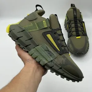 Original Reebok Zigzag Master Quality Shoes Made in Vietnam