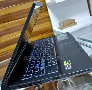New Laptop MSI GF63 16GB AMD Ryzen 5 SSD 1T