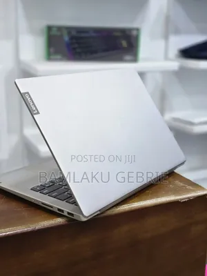 Photo - New Laptop Lenovo Ideapad 3 8GB Intel Core I7 HDD+SSD 1T