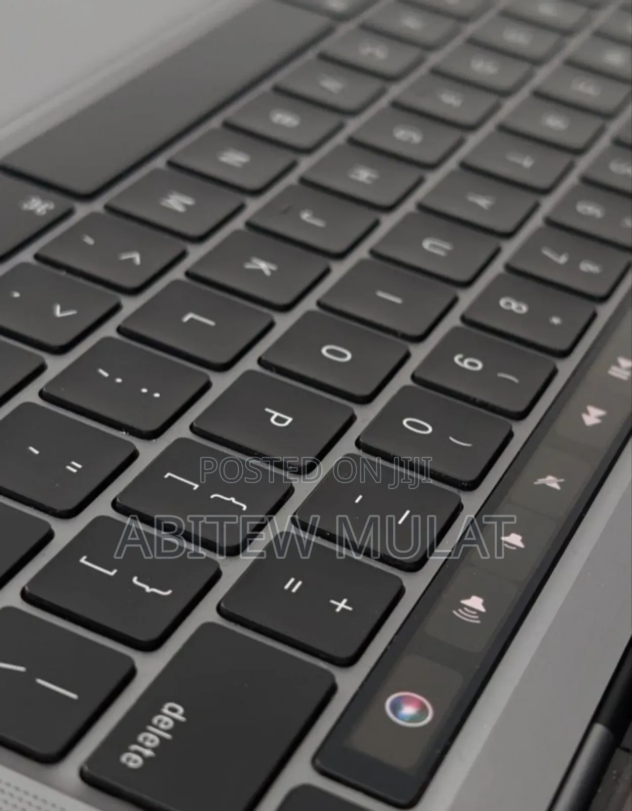 New Laptop Apple MacBook Pro 2020 M1 8GB Apple M1 SSD 256GB