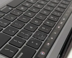 New Laptop Apple MacBook Pro M1 8GB Apple M1 SSD 1T