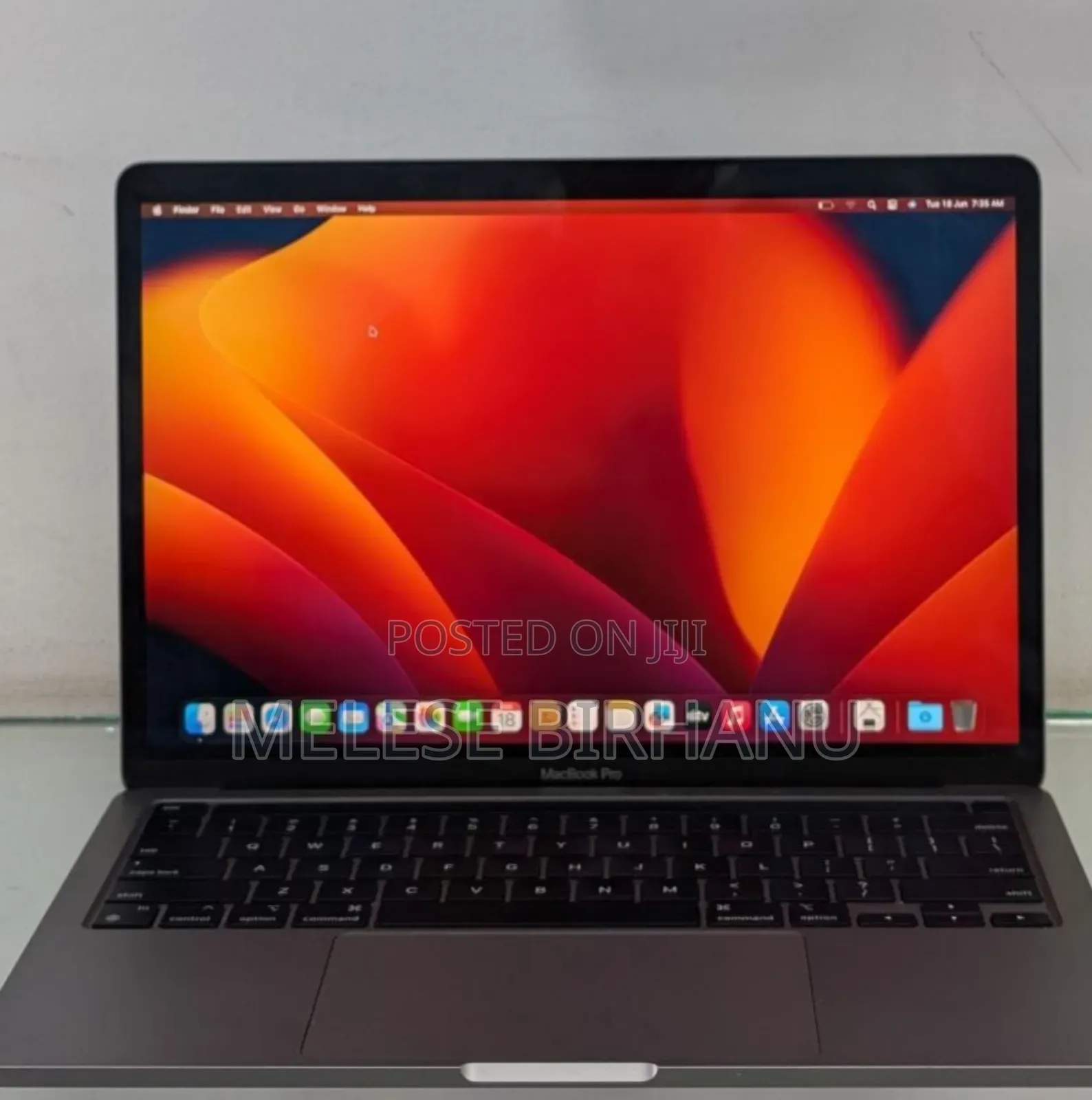 New Laptop Apple MacBook Pro 2020 M1 8GB Intel Core I7 SSD 512GB