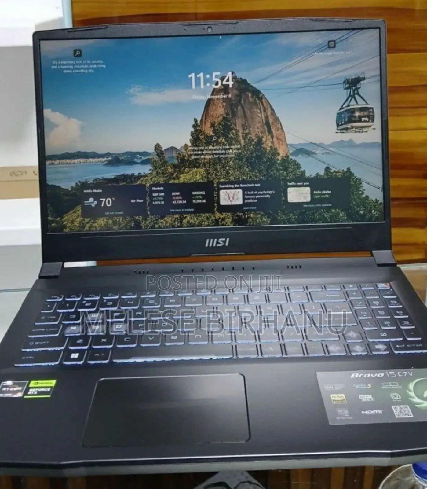 New Laptop MSI 16GB AMD Ryzen 5 SSD 512GB