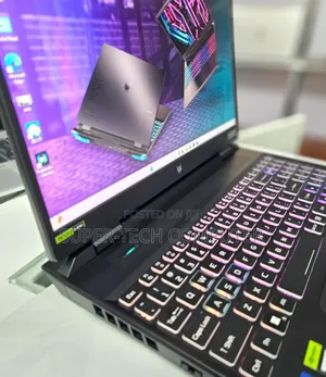 New Laptop Acer Predator Helios Neo 16 16GB Intel Core I9 SSD 512GB