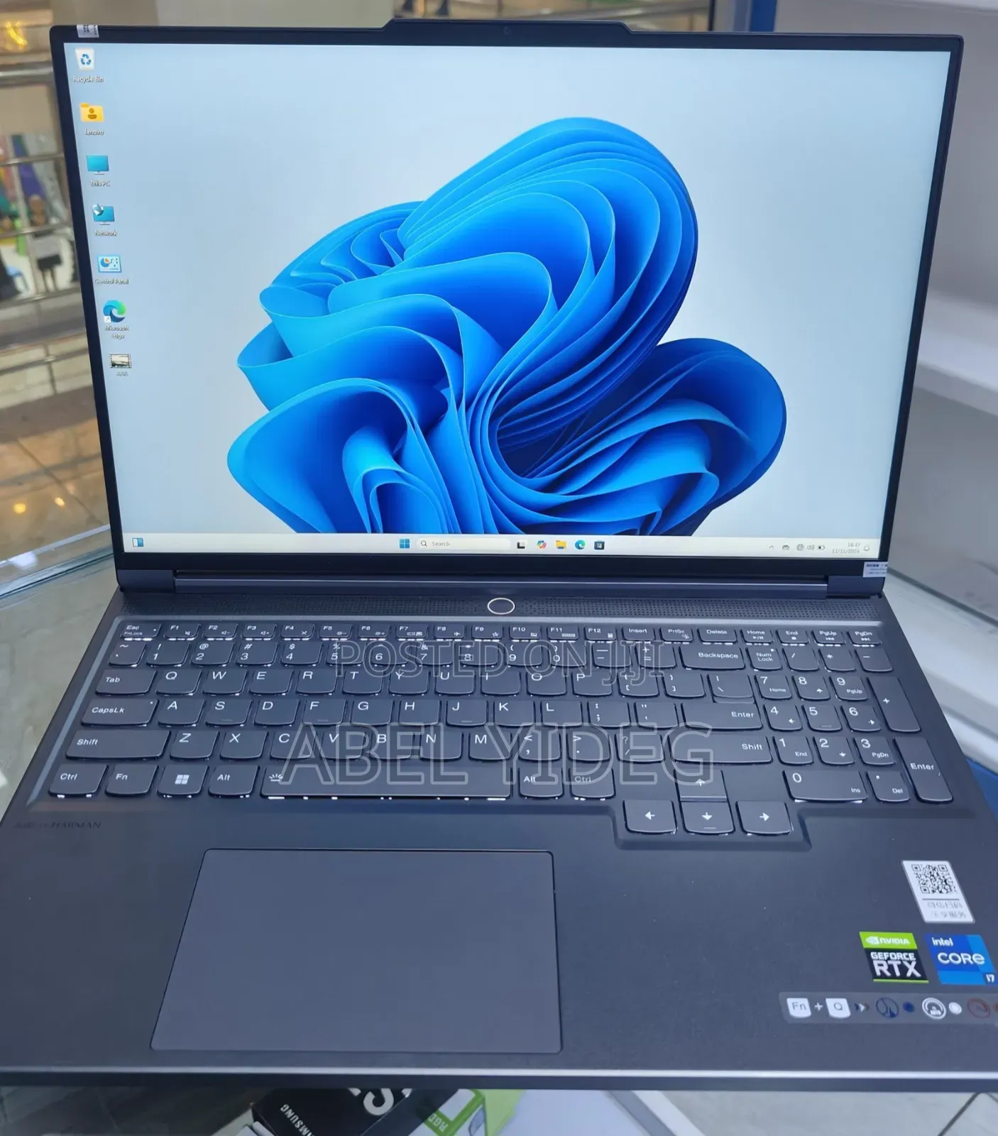 New Laptop Lenovo 16GB Intel Core I7 SSD 512GB