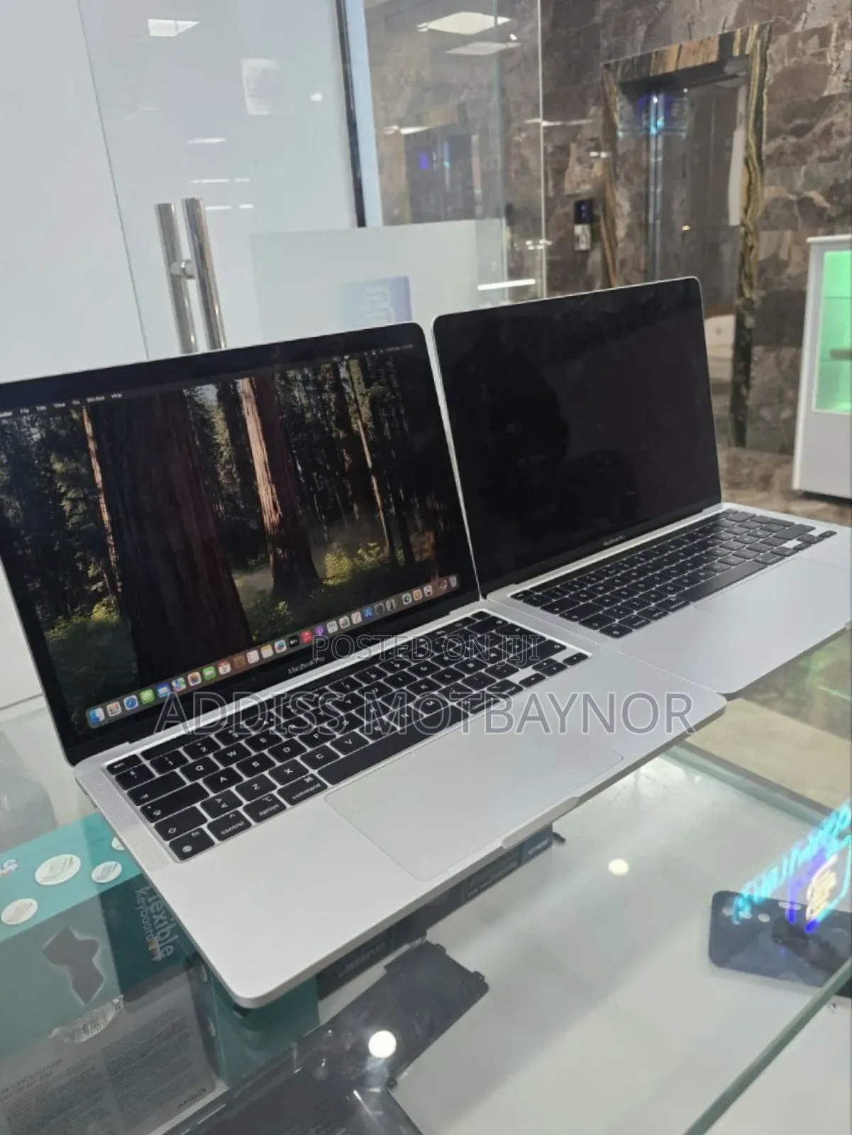 New Laptop Apple MacBook Pro 2019 16GB Apple M1 Pro SSD 256GB