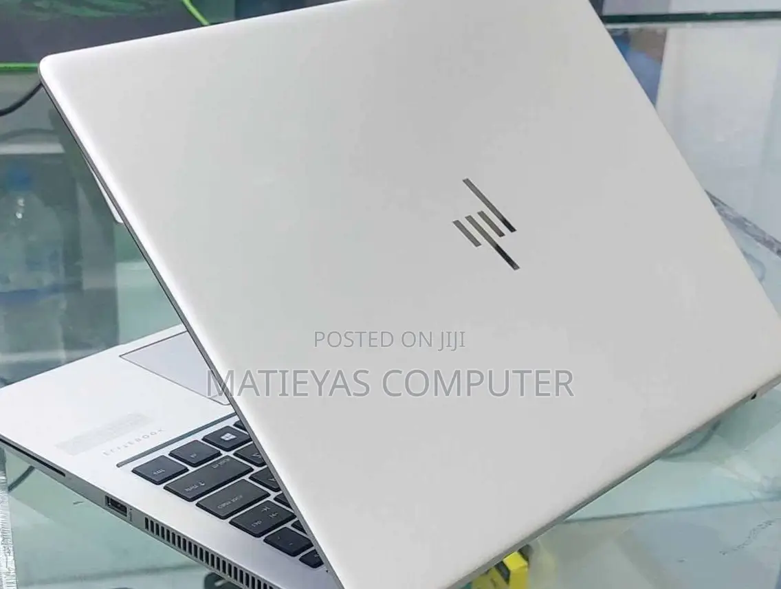 New Laptop HP EliteBook 830 G5 16GB Intel Core I5 SSD 512GB