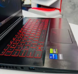 New Laptop MSI GF63 16GB Intel Core I5 SSD 512GB