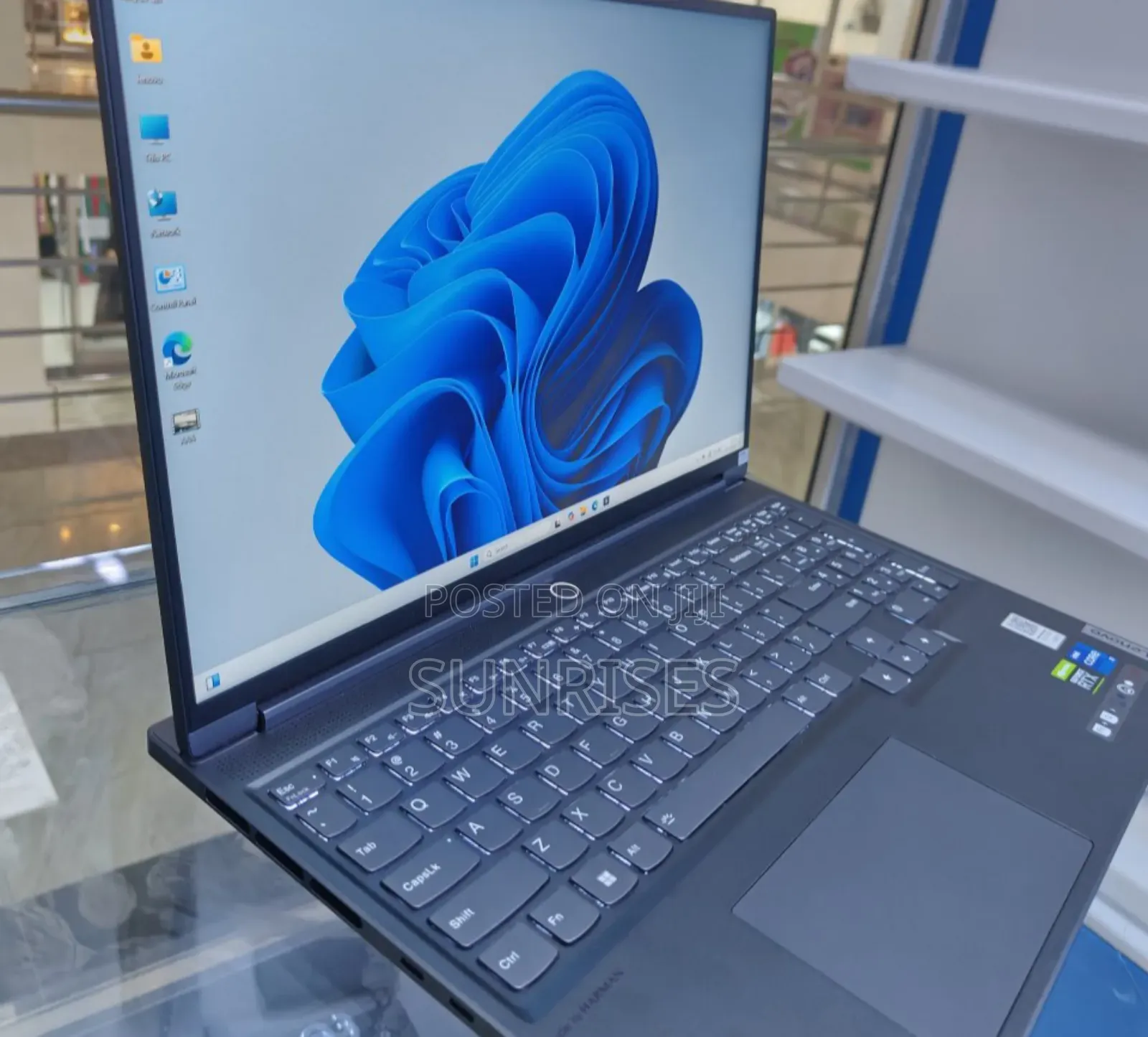 New Lenovo Legion Y7000P IRX9 Gaming Laptop 16GB Intel Core I7 SSD 1T