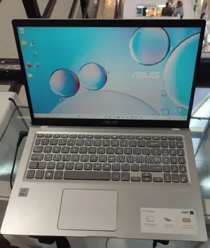 New Laptop Asus VivoBook 15 X505BA 8GB Intel Core I7 SSD 512GB